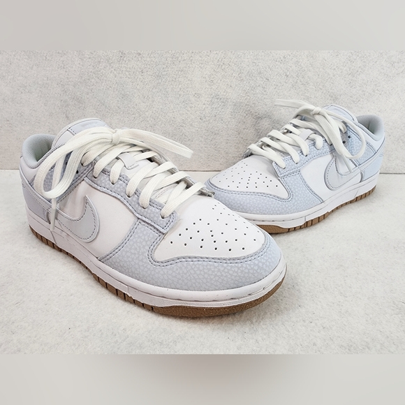 Women’s Nike Dunk Low Premium Next Nature Women's Size 8 Football Grey Men's 6.5 - Picture 2 of 16